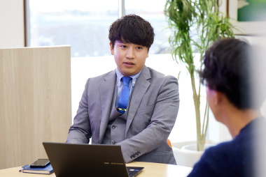 スタッフ写真！