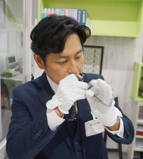 鑑定士・販売員が「楽しい」と思う瞬間はどんな時ですか？