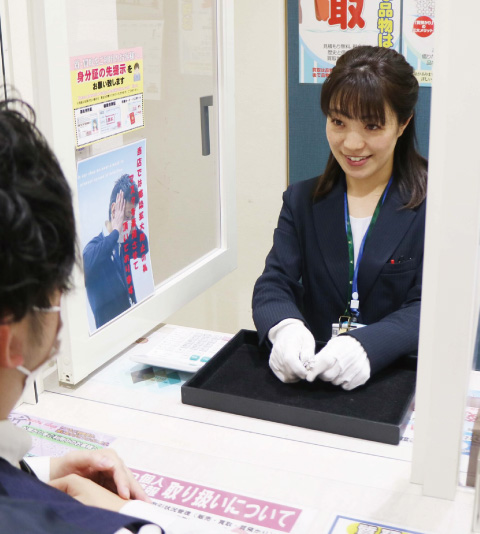 鑑定士・販売員が「楽しい」と思う瞬間はどんな時ですか？